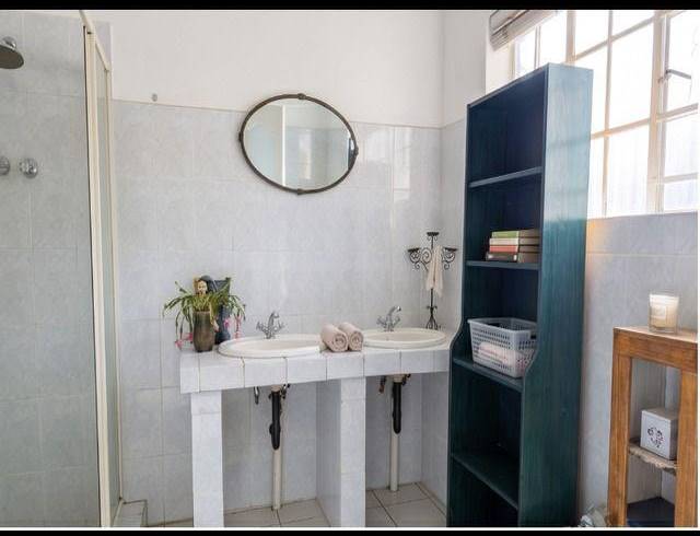 3 BEDROOM HOUSE FOR SALE IN KENSINGTON